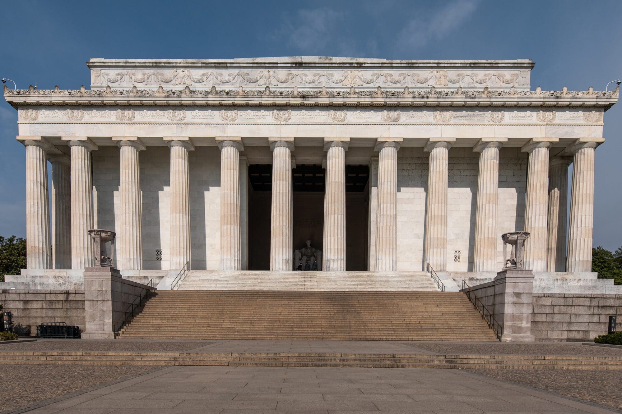 Washington DC Travel Guide Things to do Lincoln Memorial