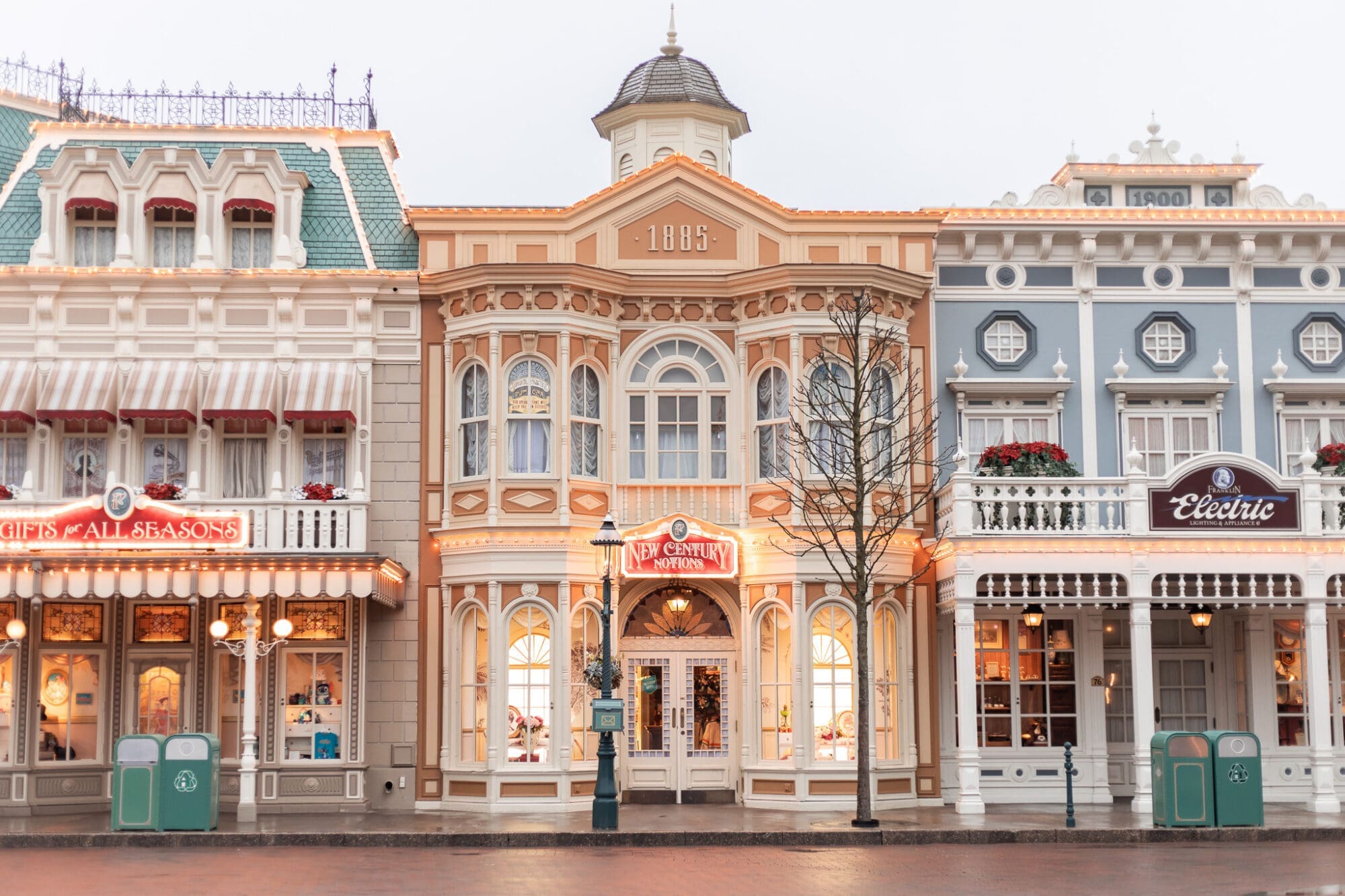 Main Street USA Shops Disneyland Paris