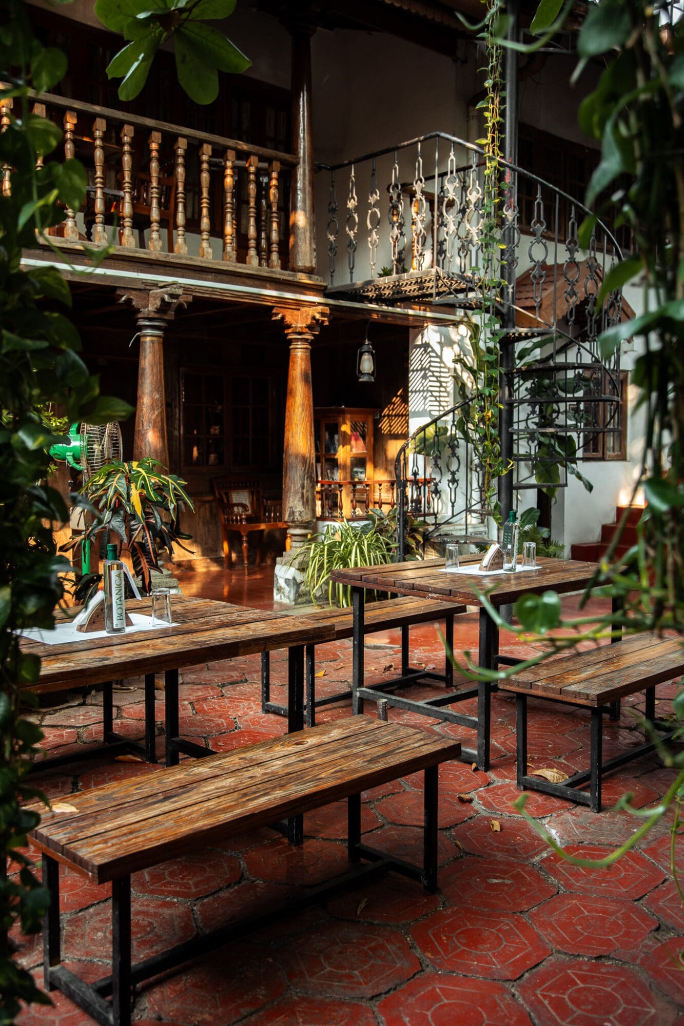 Warehouse Cafe Fort Kochi Interiors Restaurants in Cochin
