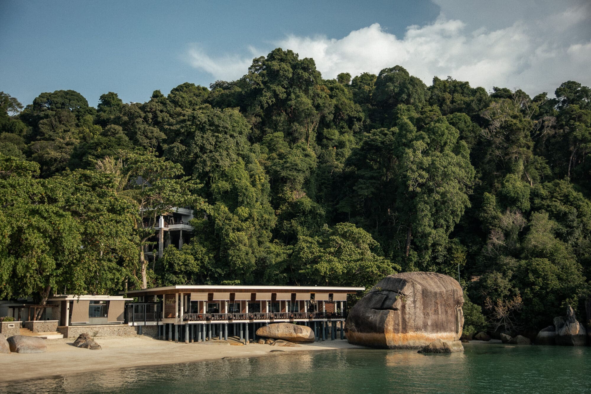 Pangkor Laut Resort Uncle Lims Restaurant Overlooking the sea