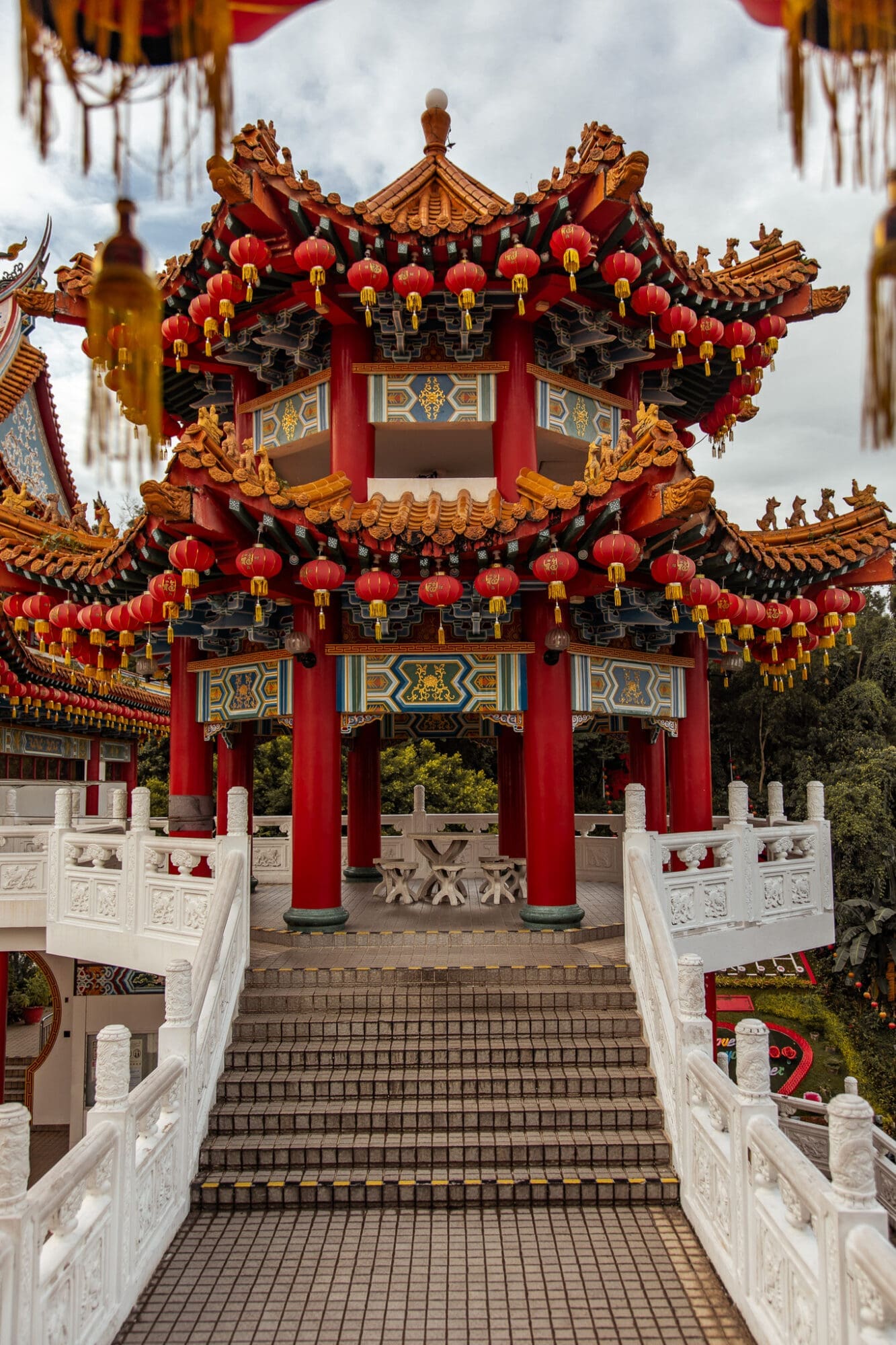 Thean Hou Chinese Temple Kuala Lumpur Travel Guide Malaysia Sightseeing Things to do Travel Guide