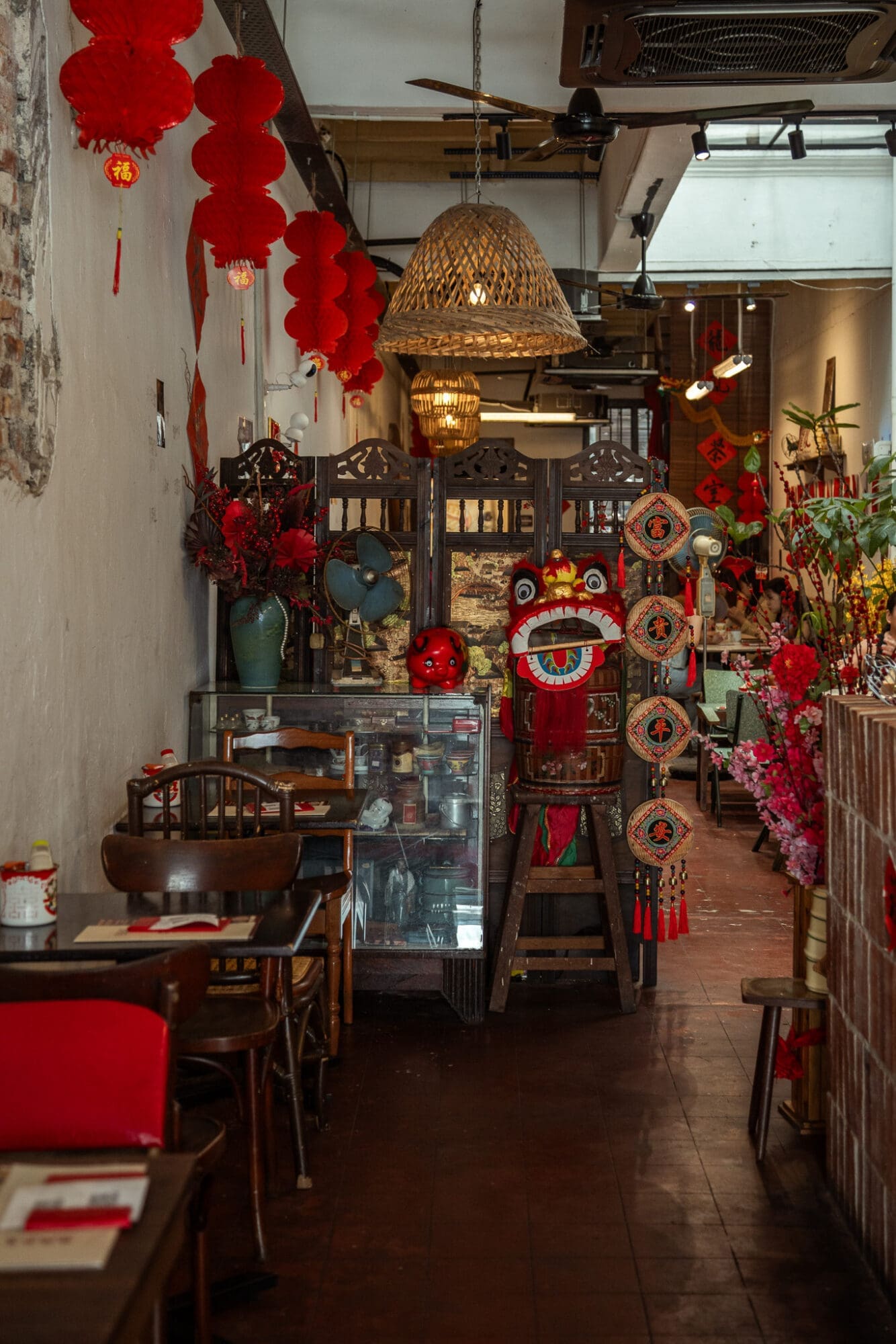 Loong Fong Cafe breakfast in George Town Penang Interiors
