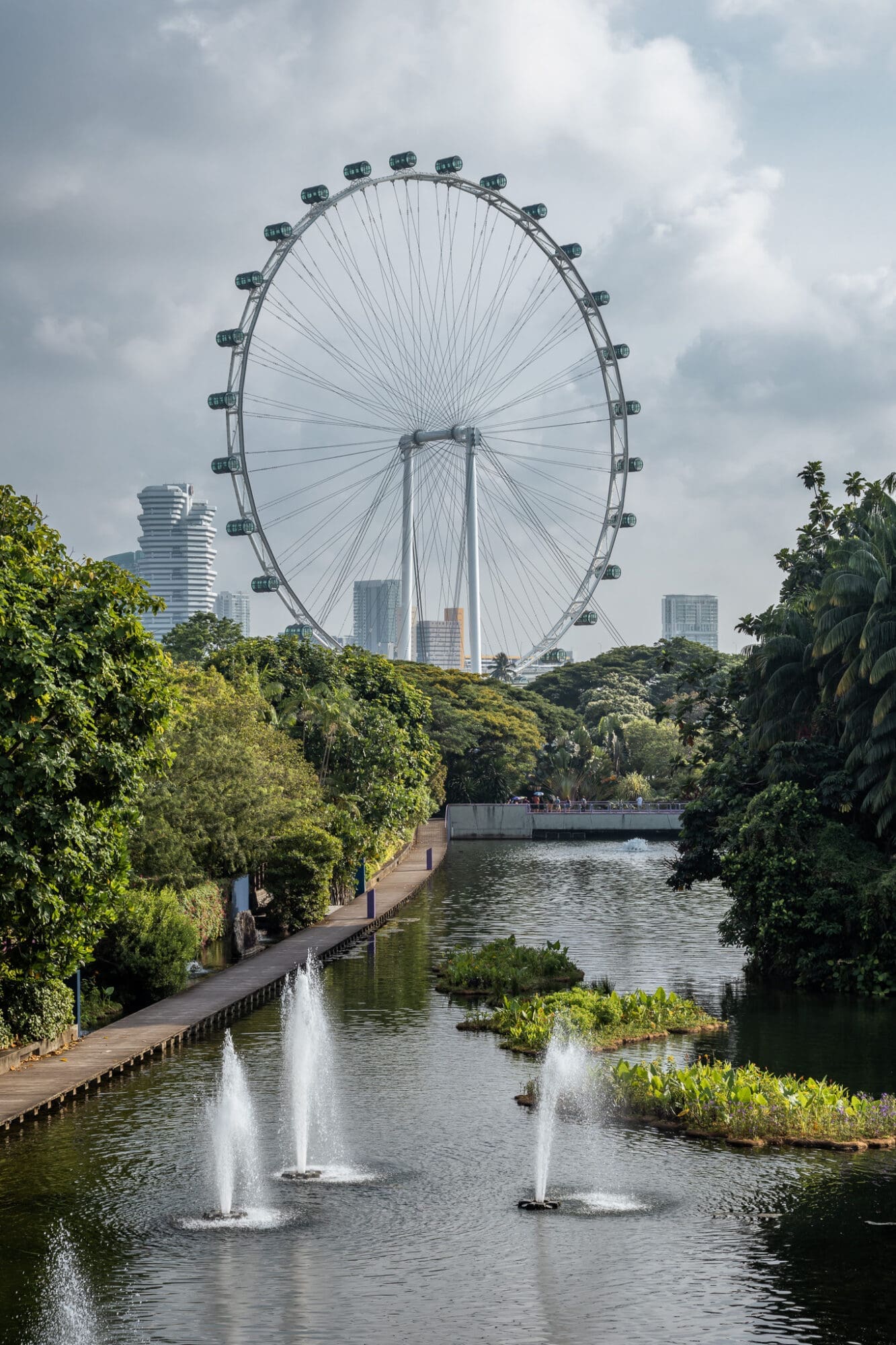 singapore flyer from Gardens by the bay