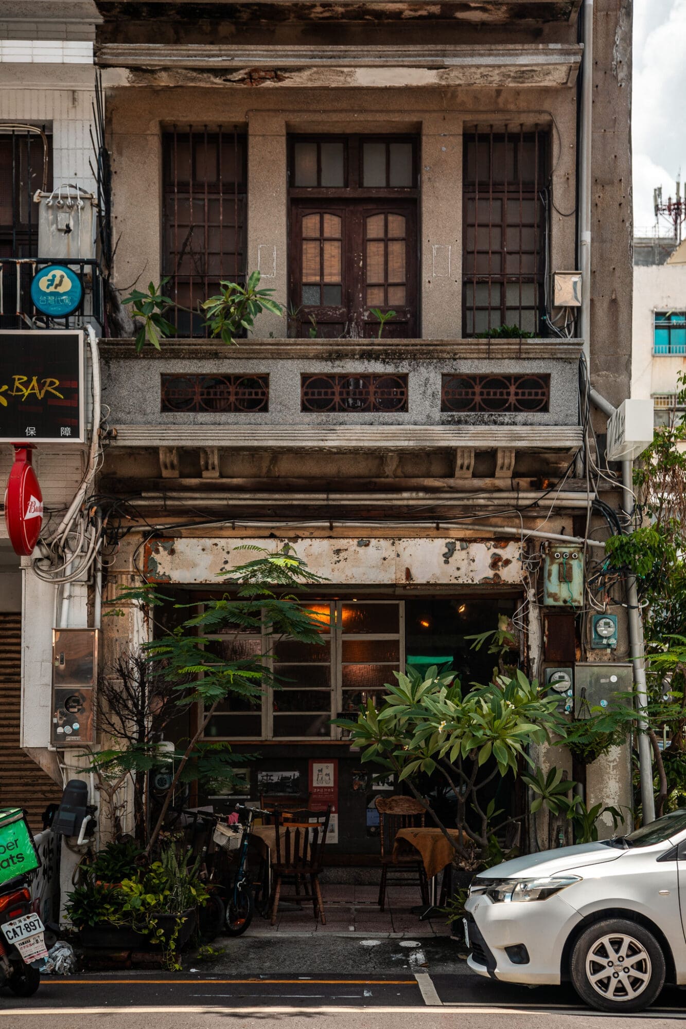 My Beverages Vintage Cafe Tainan Exterior