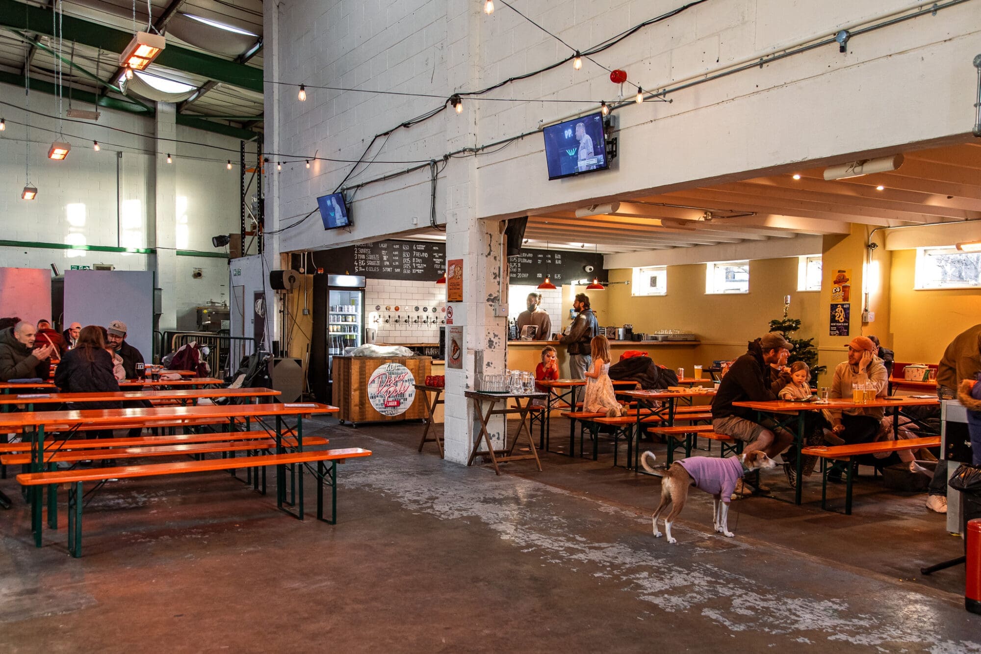 40ft Brewery Blackhorse Beer Mile Walthamstow