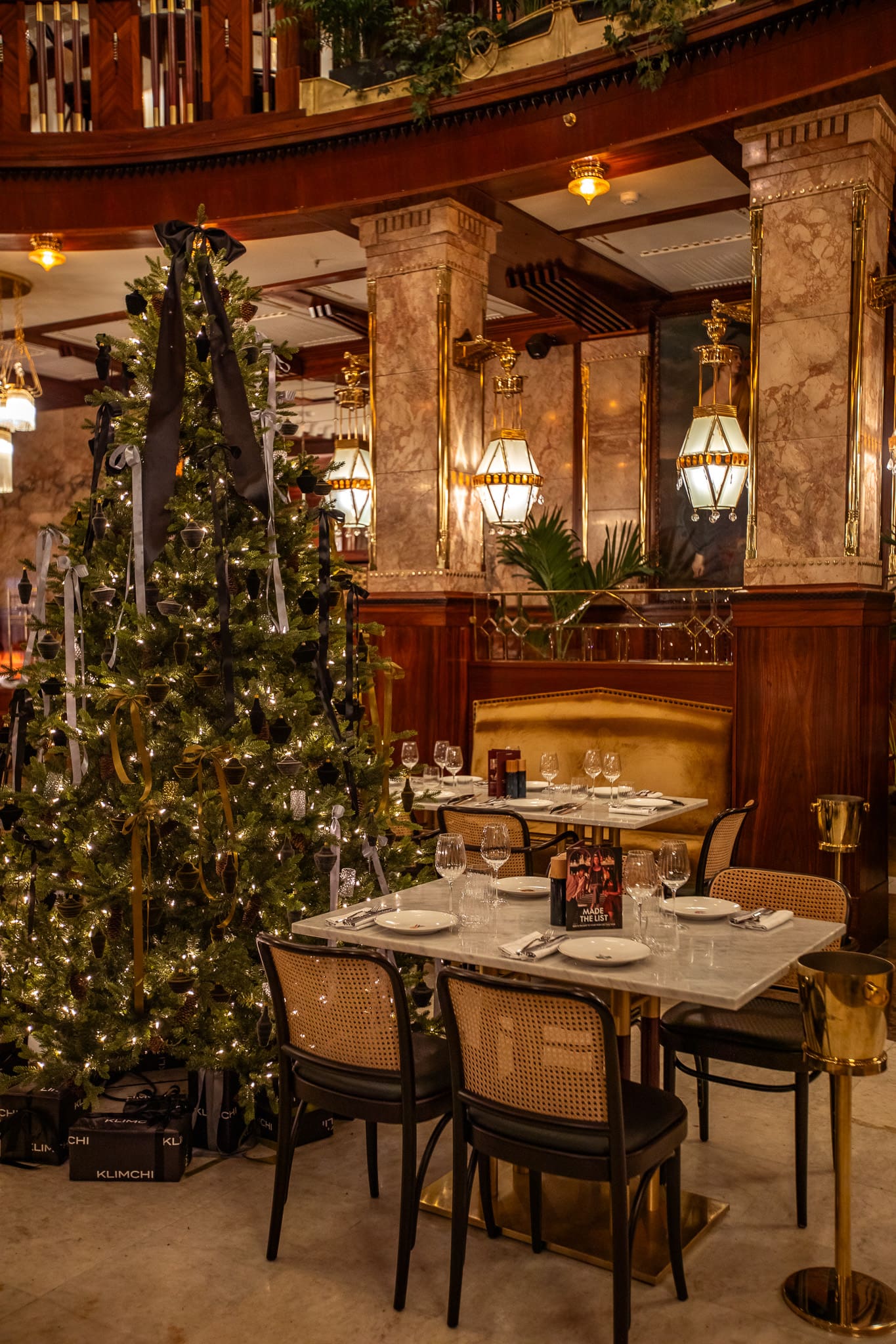 Le Petit Beef Bar Prague Dining Restaurant Interiors Christmas Tree