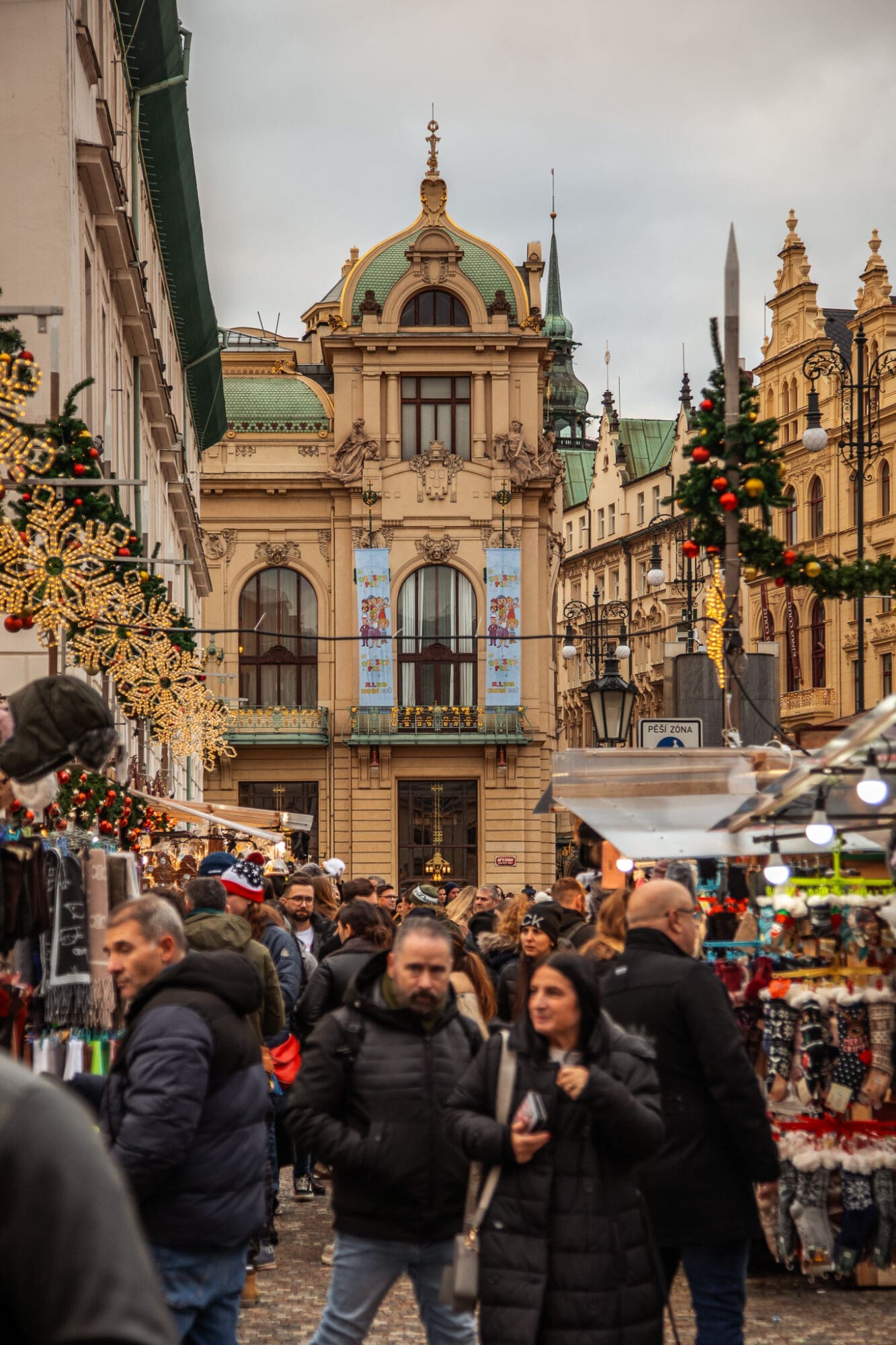 Náměstí Republiky Christmas Market Prague
