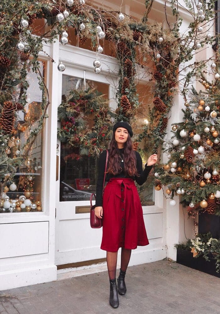 Elizabeth Street London Moyses Stevens Christmas Displays London Instagram Guide