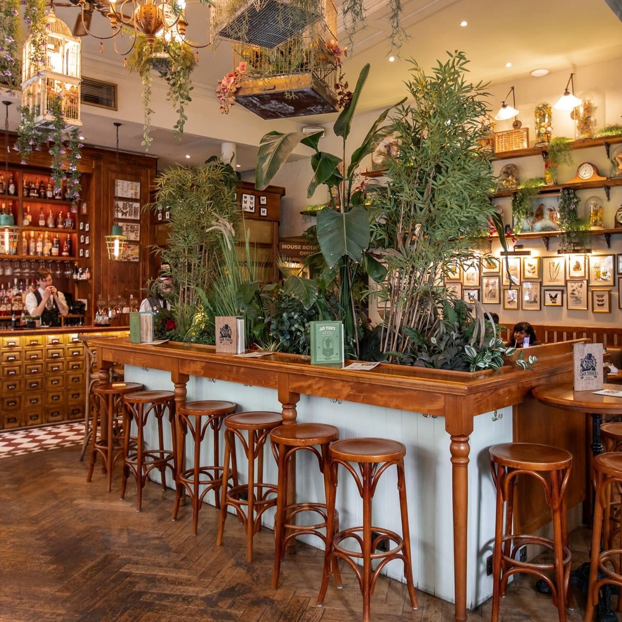 Featured Image Quirky Bars in London, Mr Fogg's Bar House of Botanicals Fitrovia London copy