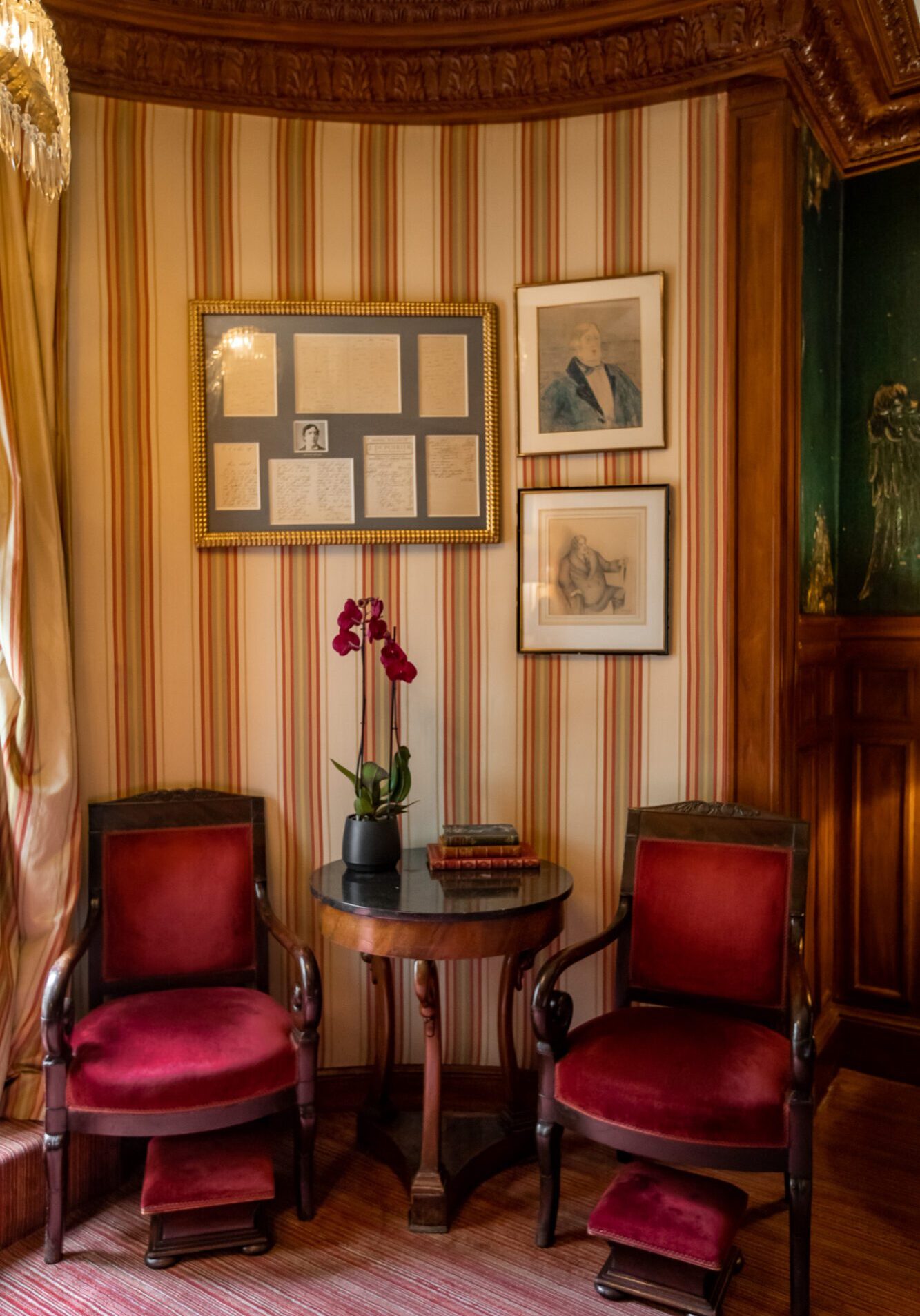 L'Hotel Paris Hotel Review Oscar Wilde Suite Interior