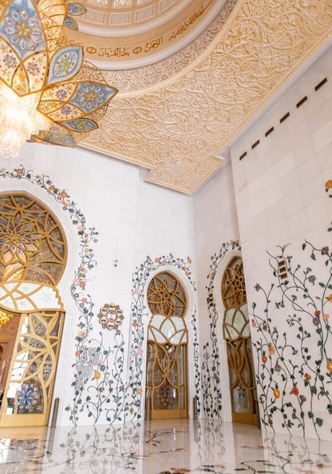Sheik Zayed Grand Mosque Abu Dhabi Things To Do Interior UAE Travel Guide