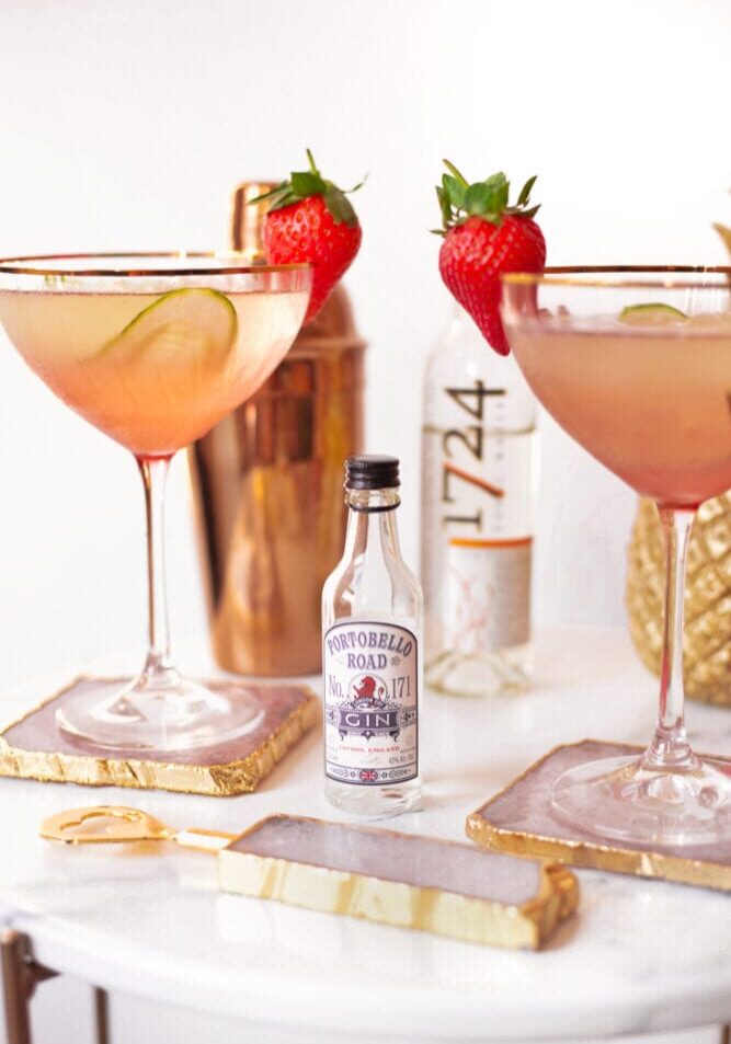 Summer Gin Spritz Cocktail Recipe Prosecco Strawberry Cucumber Drink